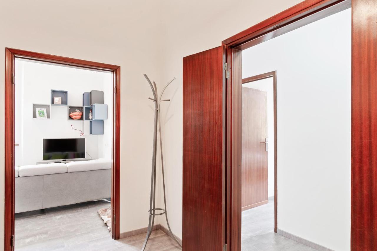 Piazza Alberti Apartment With Terrace Florence Luaran gambar